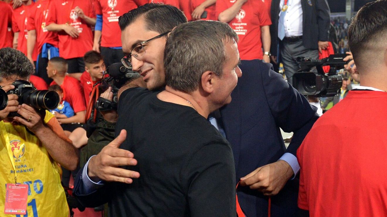 FRF sparge vistieria pentru oamenii „Regelui”. Ce salarii au primit secunzii lui Gică Hagi