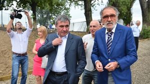Gigi Becali, impresionat de gestul lui Ion Țiriac de pe Național Arena:** "Nu credeam că este atât de patriot"