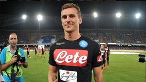 OFICIAL | Napoli l-a transferat pe internaționalul polonez Arkadiusz Milik, de la Ajax Amsterdam: 34 de milioane de euro au plătit italienii