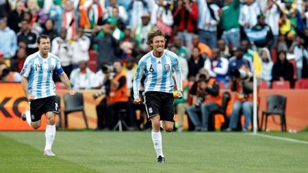 Un oficial FIFA acuză! Golul lui Heinze trebuia anulat! Ce părere ai?