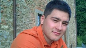 România are un nou cuplu de arbitri internaționali la handbal. Cine sunt noii purtători de ecuson EHF