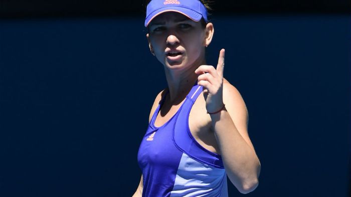 Nick Bollettieri vorbește din nou despre Simona Halep, după ce a văzut-o exersându-și serviciul. Predicția antrenorului american pentru jucătoarea pe care o compara în 2014 cu "un șerif cu experiență din Vestul Sălbatic"