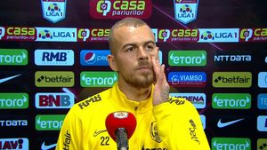 Dan Petrescu l-a exclus din lot pe Denis Alibec. Decizia de ultimă oră luată de CFR Cluj, după gestul din meciul cu Academica Clinceni