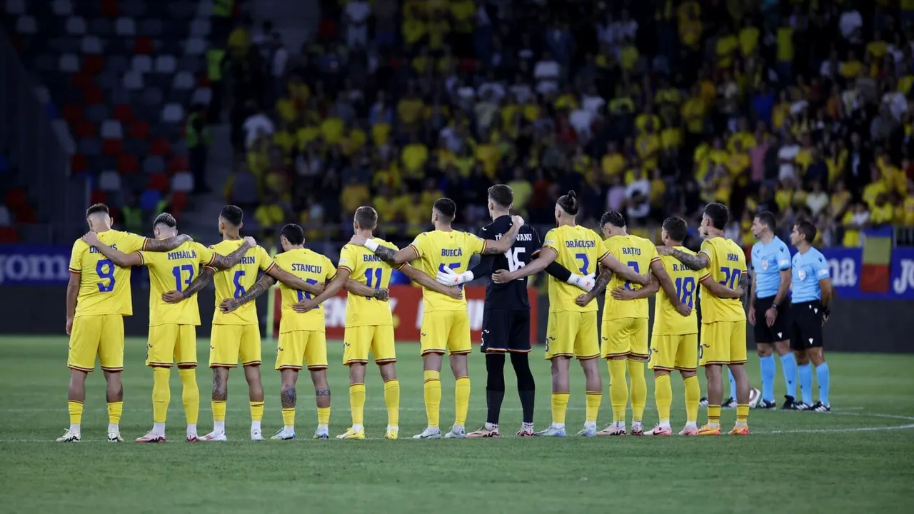 Ce s-a întâmplat pe stadionul Steaua înainte de România - Lituania. Momentul tulburător i-a făcut pe fani și pe jucători să se emoționeze