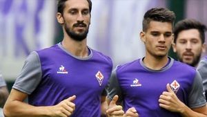 Moartea lui Astori | "Nu pot să cred, speram că e o știre falsă!". Ianis Hagi a scos o poză din albumul cu amintiri și a scris un mesaj înduioșător în memoria fostului său coleg 