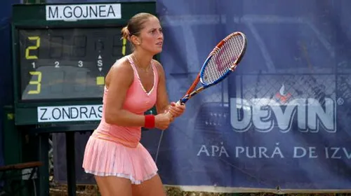 Mădălina Gojnea a învins-o pe Liana Ungur** și s-a calificat în turul doi la BCR Ladies Open România