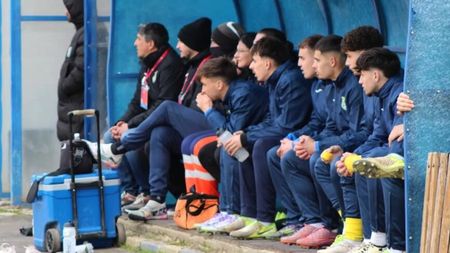 Dezvăluiri de groază făcute de un fotbalist de la Dunărea Călărași sub protecția anonimatului: ”Câțiva au fost sfătuiți să nu joace în meciuri cruciale de către oameni cu grade în club. Suntem șantajați că ne evacuează, că nu ne mai dau de mâncare”