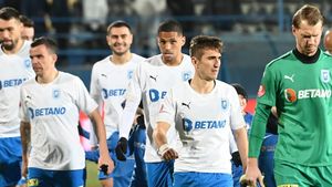 Un fotbalist al Universității Craiova a răbufnit după eșecul cu Farul: „Am fost penibili. Poate ar fi timpul să plece 15 jucători”