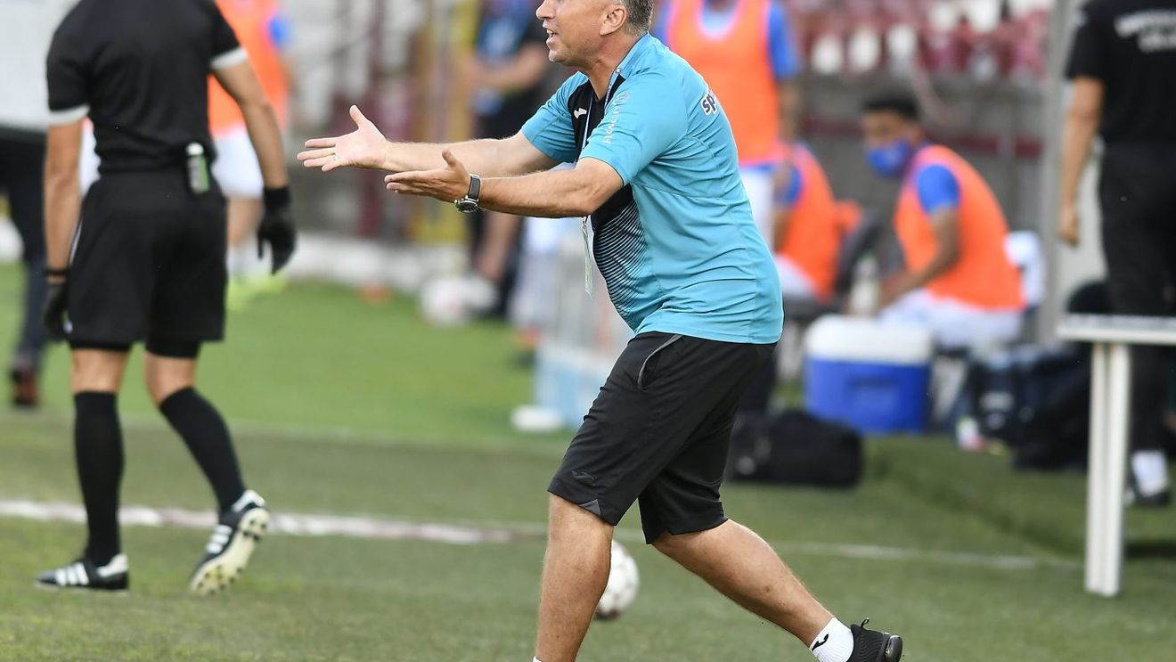 Implozie la CFR Cluj! Dan Petrescu nu a mai suportat și a spus adevărul despre problemele din club: „E greu când nu e liniște în interior”