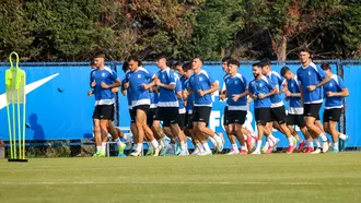 Farul și-a prezentat achiziția de la Aerostar. Sub comanda lui Ianis Zicu sunt și patru jucători care în sezonul recent încheiat au fost la echipe din Liga 2