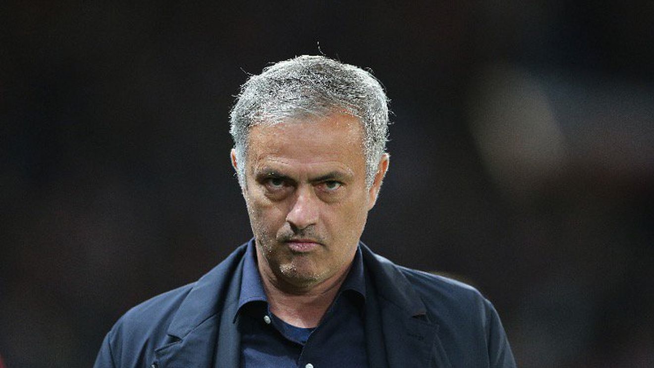 Jose Mourinho s-a descătușat: "La naiba cu voi, fii de curve!" Discursul agresiv care l-a făcut pe Rio Ferdinand să râdă în hohote: "Mi se pare atât de amuzant...Îl ascultam și râdeam"