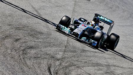 Lewis Hamilton va porni din pole position în Marele Premiu al Spaniei