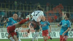 Atac dur la Tudor**"E un arbitru bun pentru oaspeți!"