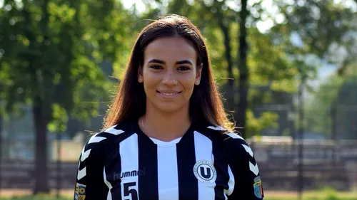 La 15 ani a debutat în echipa națională, la 19 a fost desemnată jucătoarea anului în România: 