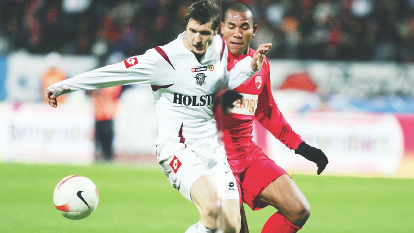 Vasluienii trag de Mazilu