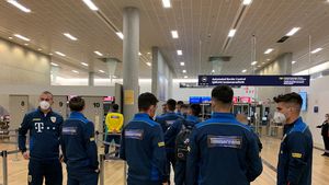 Veste de ultimă oră pentru naționala României! Au venit testele de COVID: Un membru al delegației, depistat pozitiv! Jucătorii, selecționerul și staff-ul sunt toți negativi