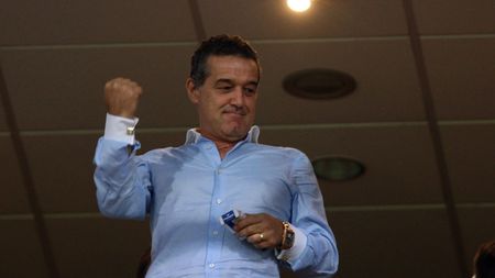 "Nu îi mai dau sfaturi lui Lăcătuș că se bagă DNA-ul! Stenogramele ies din talentul meu!"