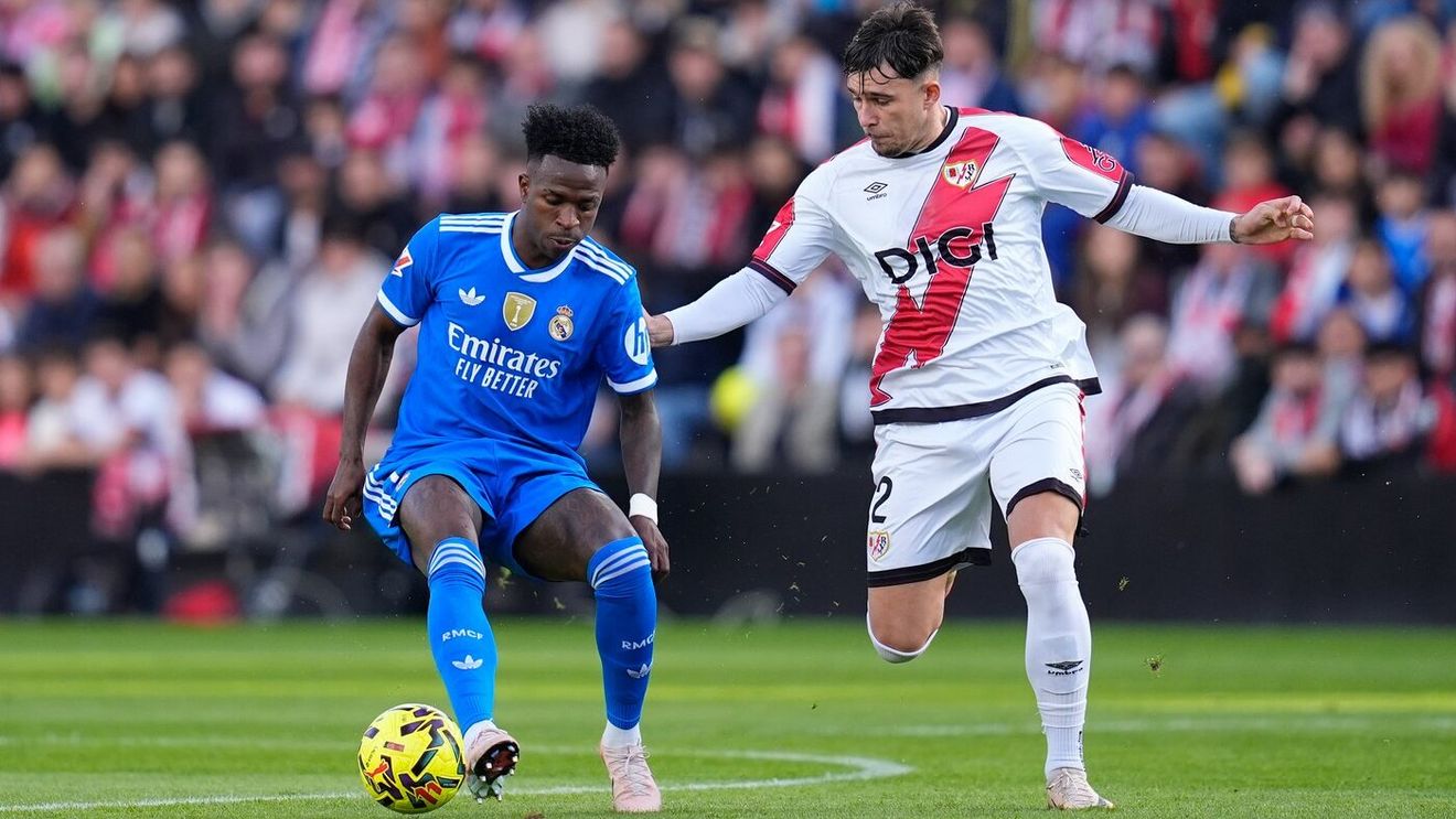 Spaniolii l-au văzut pe Andrei Rațiu în Rayo – Real Madrid și au tras concluzia după ce a scos sufletul din Vinicius și Carreras: „Forța românului e copleșitoare!”