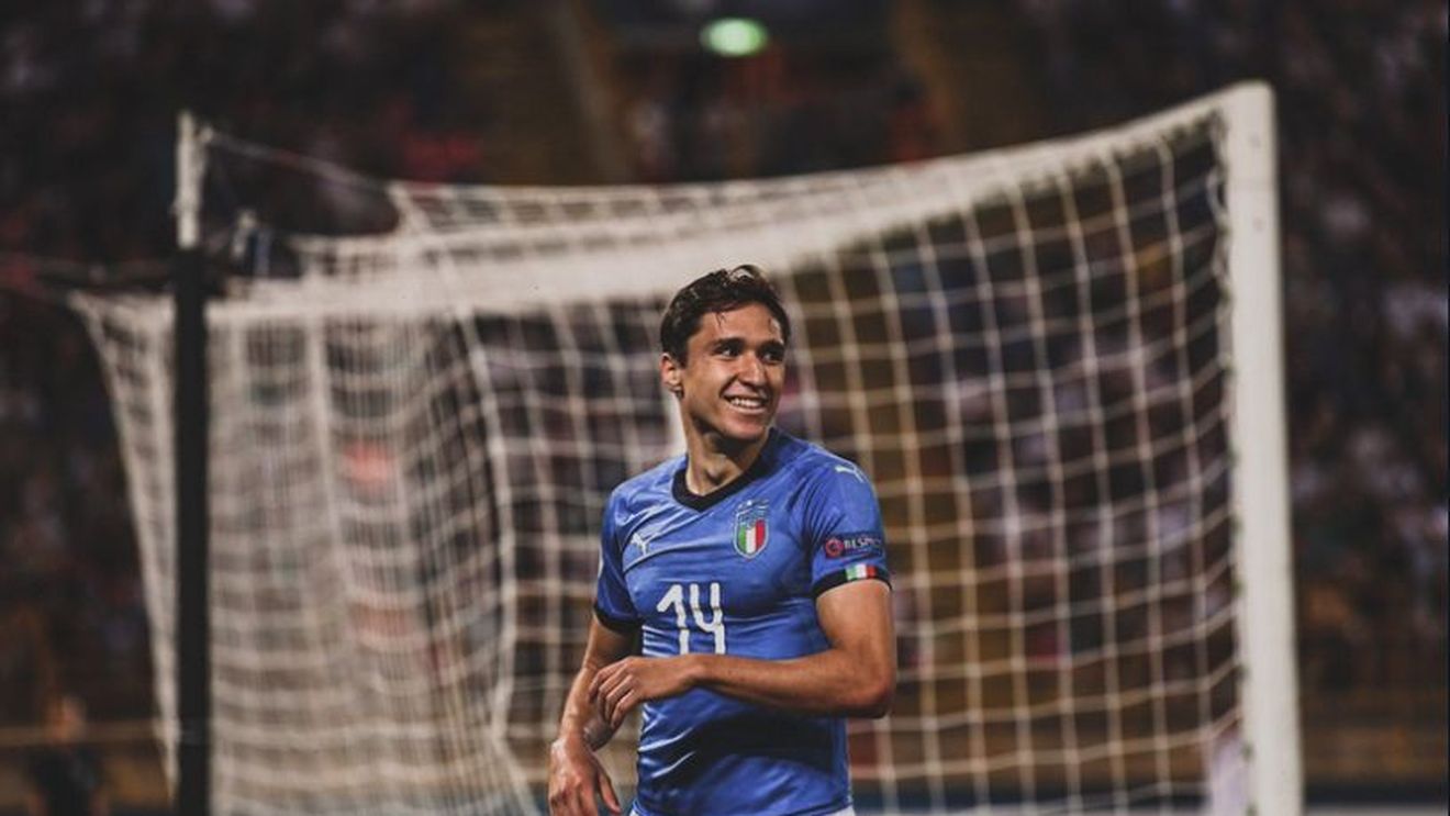 Vedetismul i-a luat mințile. Mesajul nesportiv al lui Chiesa pentru fotbaliștii români, după ce Italia nu a fost capabilă să își asigure singură calificarea în semifinale. "Glumele proaste ca ceea ce ar urma nu sunt gustate în sport"