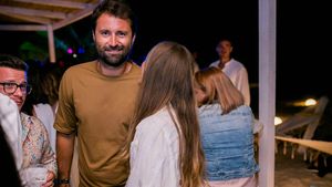 Și-a păstrat cuvintele pentru Halep! Iubitul Simonei, prins pe contre-pied după apariția fotografiilor din Italia. Reacția antrenorului de tenis Radu Barbu 