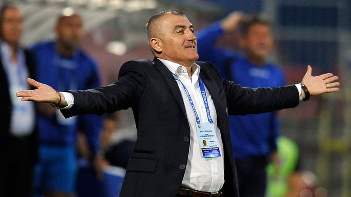 Grigoraș, învins, dar bucuros: "Am făcut cel mai bun meci de când antrenez la CFR Cluj. Mi-am felicitat jucătorii pentru joc"