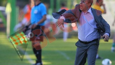 Șumudică: "Jucătorii trebuie să învețe să joace sub presiune!** Dacă la anul Astra este în spatele locului 10, plec eu"