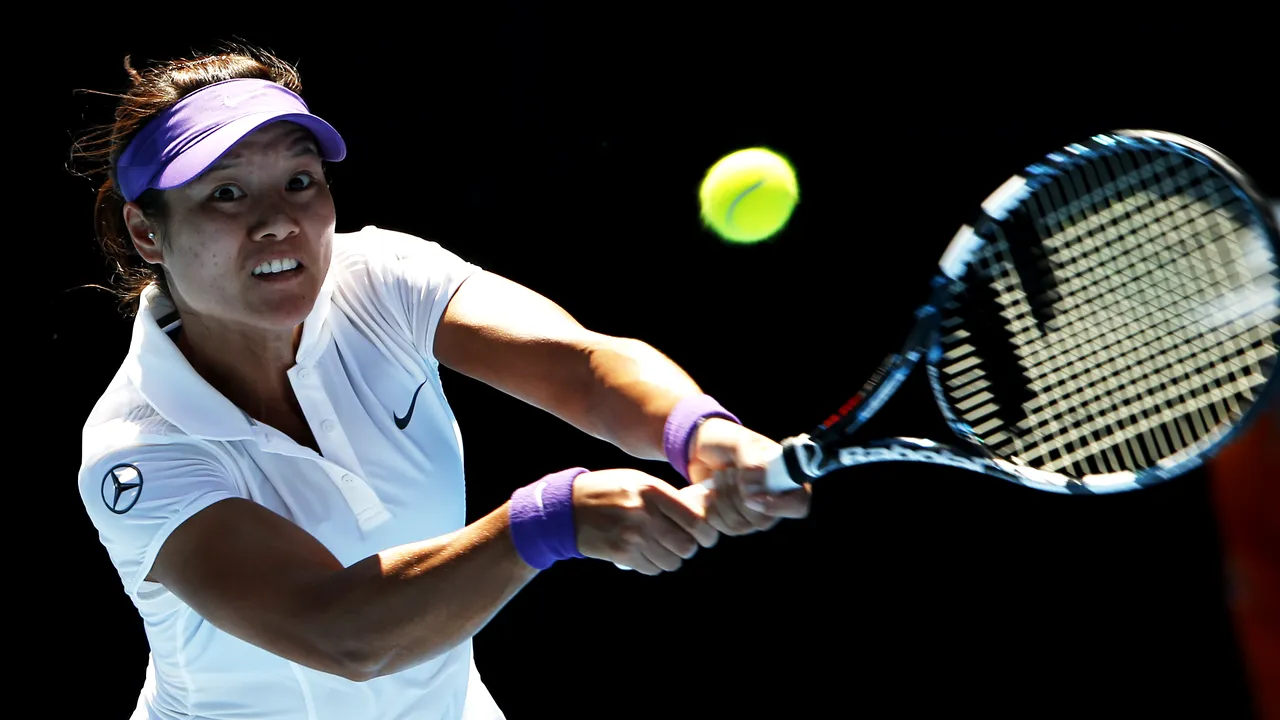 Șarapova, OUT din semifinale!** Azarenka - Na Li, finala feminină de la Australian Open! 