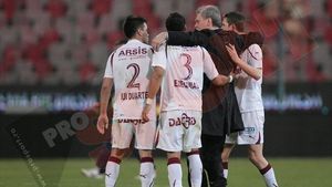 Dinu "Vamă": "Victoria e dedicată suporterilor! La pauză puteam avea 2-0"