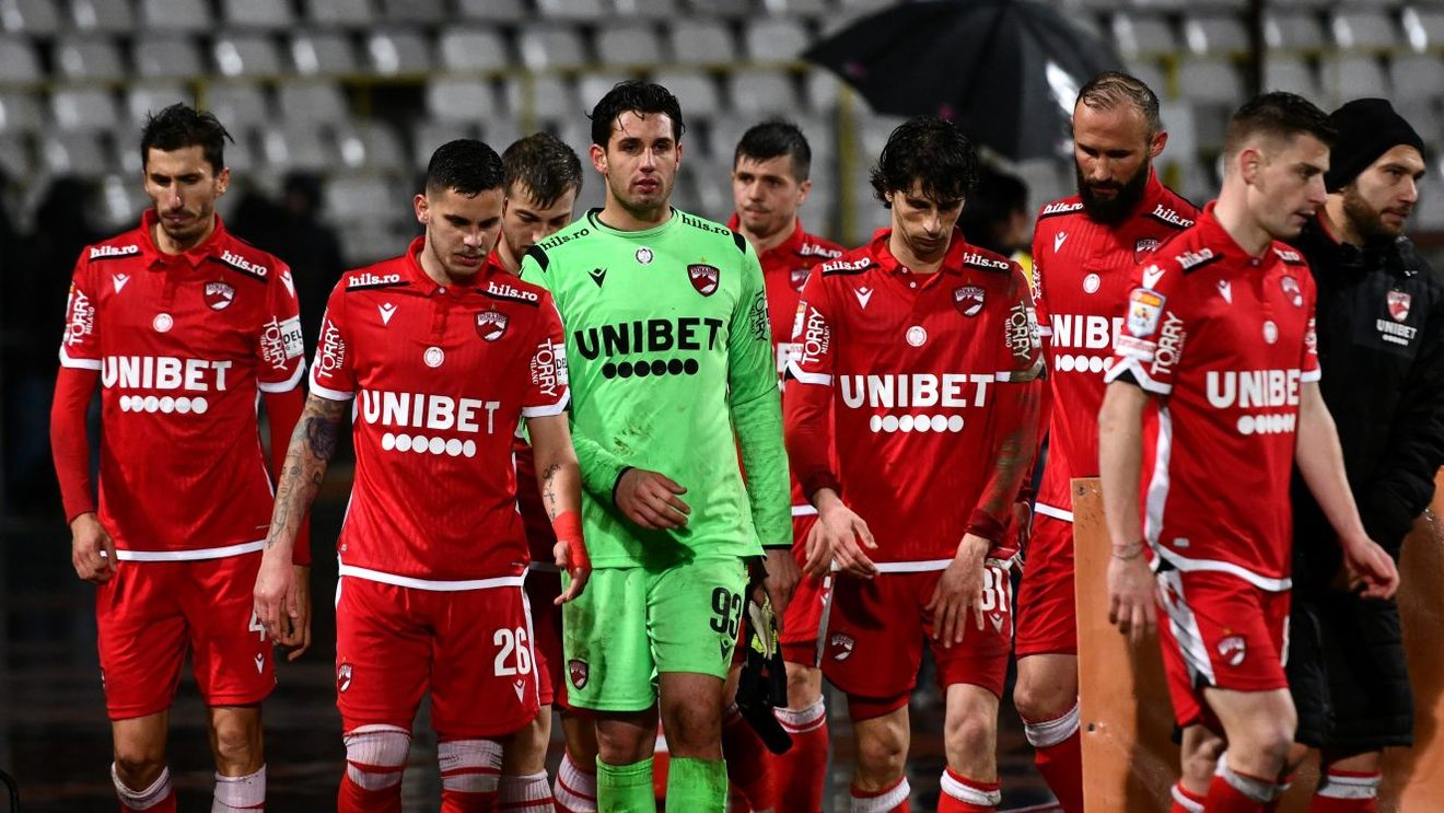 S-a despărțit de Dinamo în urmă cu cinci luni, dar abia acum a fost prezentat la noua echipă | FOTO