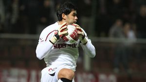 Dinu Gheorghe nu-l lasă pe Bornescu să plece:** "Nu i-am dat acordul să discute cu Dinamo!"