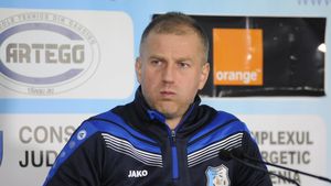 Edi Iordănescu, arătat cu degetul că a băgat-o în faliment pe Pandurii: „Asta au făcut băieții deștepți!”. Ce acuzații i se aduc selecționerului României | SPECIAL