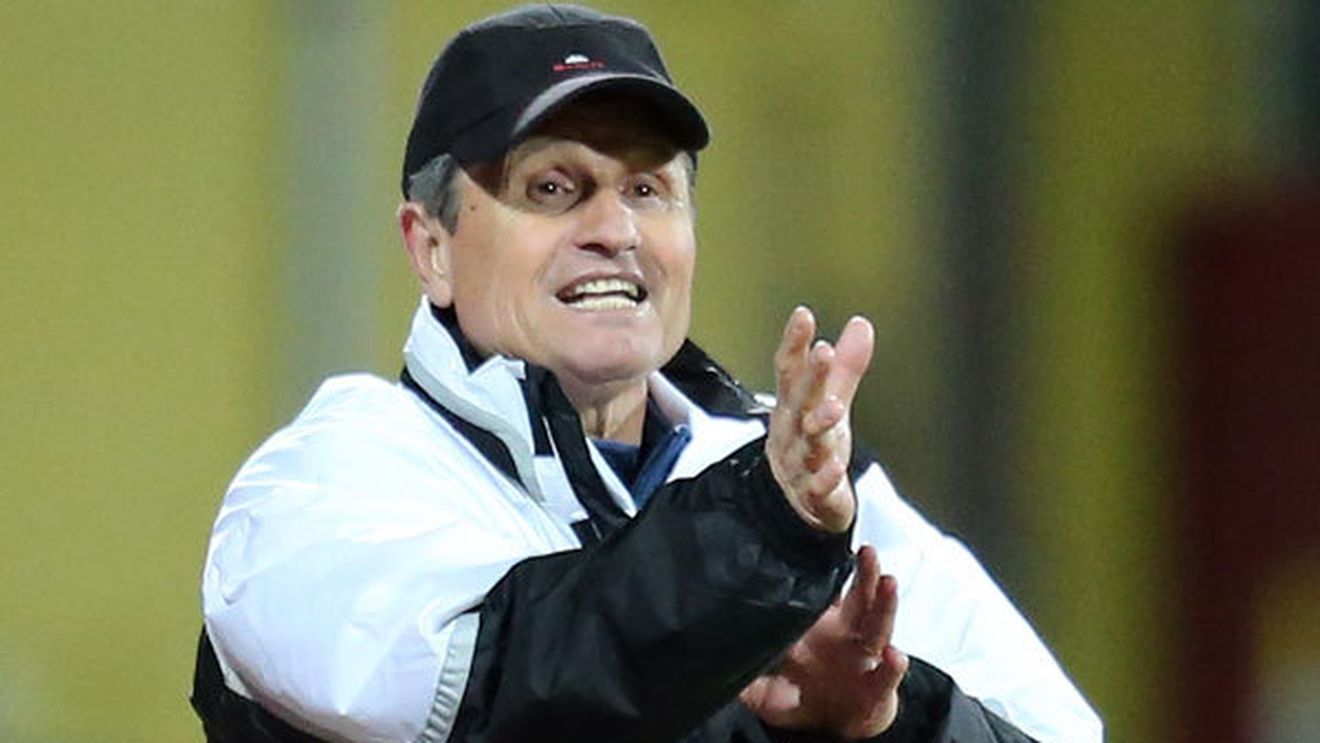 Gigi Mulțescu dă vina pe vânt și pe relaxare pentru înfrângerea cu CS Severin:** "Am ratat prea ușor și am primit gol din centrare"