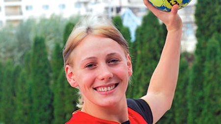 Naționala de handbal feminin, învinsă de Franța