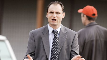 Bine ai revenit,Toni!