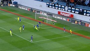 Explicațiile incredibile ale echipei VAR pentru FRF, după faza controversată din FC U Craiova – Poli Iași! Concluzia: am făcut totul bine, dar v-am arătat ceva greșit!