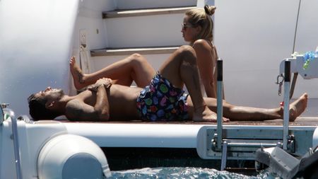 A ajuns milionar în euro din spălător de mașini: „Strângeam cartele de pe stradă”