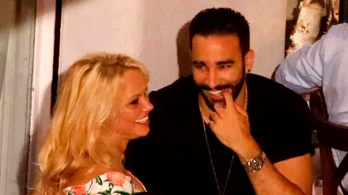 FOTO | Noul iubit al Pamelei Anderson e un fotbalist cu 19 ani mai tânăr: 