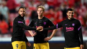 OFICIAL! FC Barcelona are un fotbalist cu clauză de un miliard de euro: noul fenomen a semnat contractul!