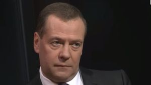 Premierul Rusiei reacționează dur după ce țara sa a fost exclusă de la Campionatul Mondial și Jocurile Olimpice din 2020. Dmitri Medvedev: ”E o isterie antirusească”