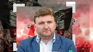 Așa vrea Dorin Șerdean să „lichideze” Asociația Peluza Cătălin Hîldan! ProSport vă prezintă acte și detalii incredibile. Cum este implicat Clubul Sportiv Dinamo și ce se poate întâmpla în cazul dizolvării pe care a solicitat-o fostul președinte al „câinilor”? | FOTO EXCLUSIV