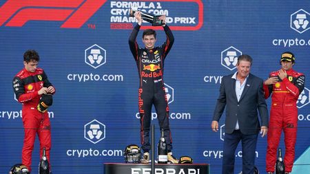 Max Verstappen, victorie mare în Formula 1! Lewis Hamilton a dezamăgit și în Miami Grand Prix: „Ce zi, ce cursă, ce podium!” | VIDEO