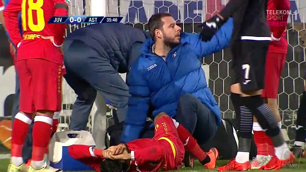 Coșmar pentru Măzărache: a suferit o fractură de tibie și peroneu în meciul cu Astra! Atacantul a fost dus la spital după ce a comis un penalty
