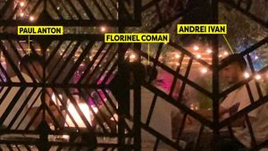 „Blat” în Liga 1 ? FCSB, Dinamo și Craiova stau la aceeași masă! Florinel Coman, încurajat de rivalii Deian Sorescu, Paul Anton, Steliano Filip și Andrei Ivan | FOTO&VIDEO EXCLUSIV