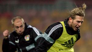 Petrescu nici nu vrea să audă de "Spitalul de urgență"!** SuperDan cere întinerire cu orice preț, dar e avertizat: "Nu o face așa de brusc"