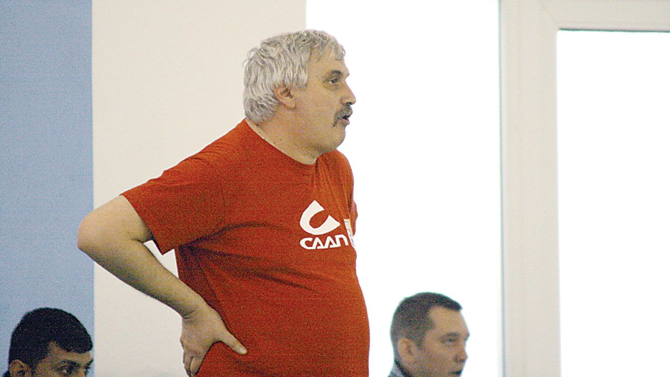 Stan: "Petre e complet neîndemânatic!"