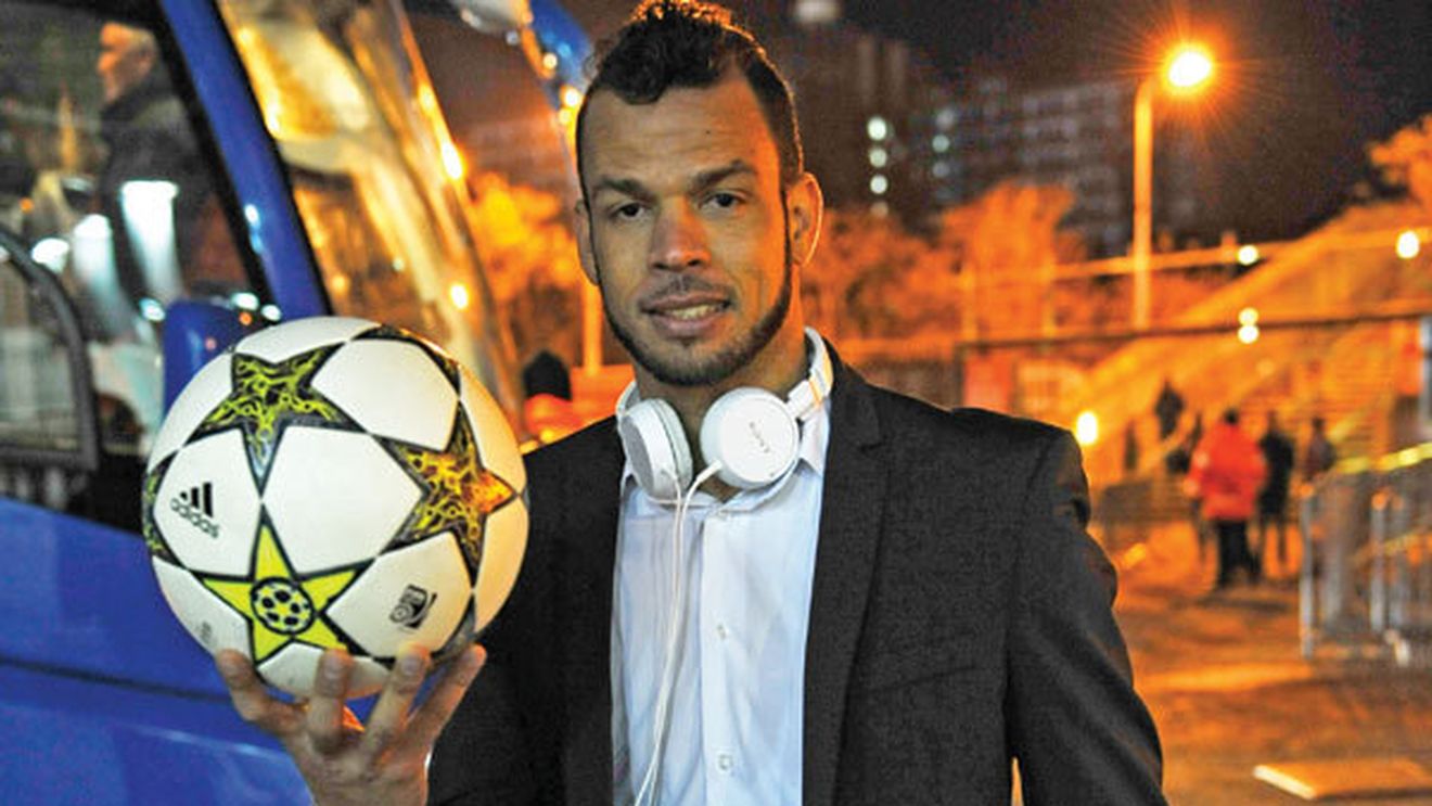 "Sper că fiul meu va fi mândru de ce am făcut!"** Ghinionul l-a făcut posibil pe eroul de la Manchester: cum l-a ochit CFR pe omul cu doar 15 goluri în carieră