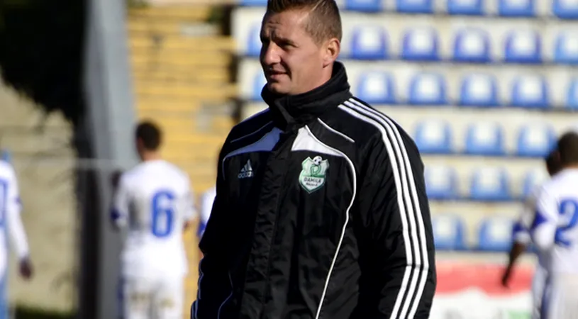 Vâlcea riscă pentru play-off.** În meciul cu Șoimii îl trimite în poartă pe Tufiși, la 40 de ani și lăsat de fotbal de mai bine de trei ani
