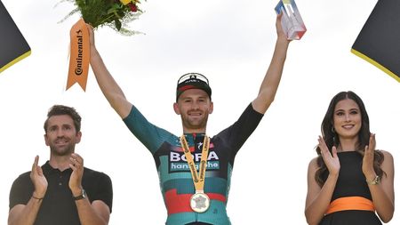 Final absolut ULUITOR în Turul Franței 2023! „Fantoma” Jordi Meeus a obținut victoria carierei pe Champs Elysees. Diferența a fost făcută în milimetri! Tot ce trebuie să știi despre marea competiție care a ajuns la final | SPECIAL