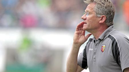 Loți Boloni ne dă speranțe: "Avem șanse, și la 0-0 trebuia să marcăm aici!" Bourceanu l-a dezamăgit: "Trebuie să-și folosească mai mult capul"