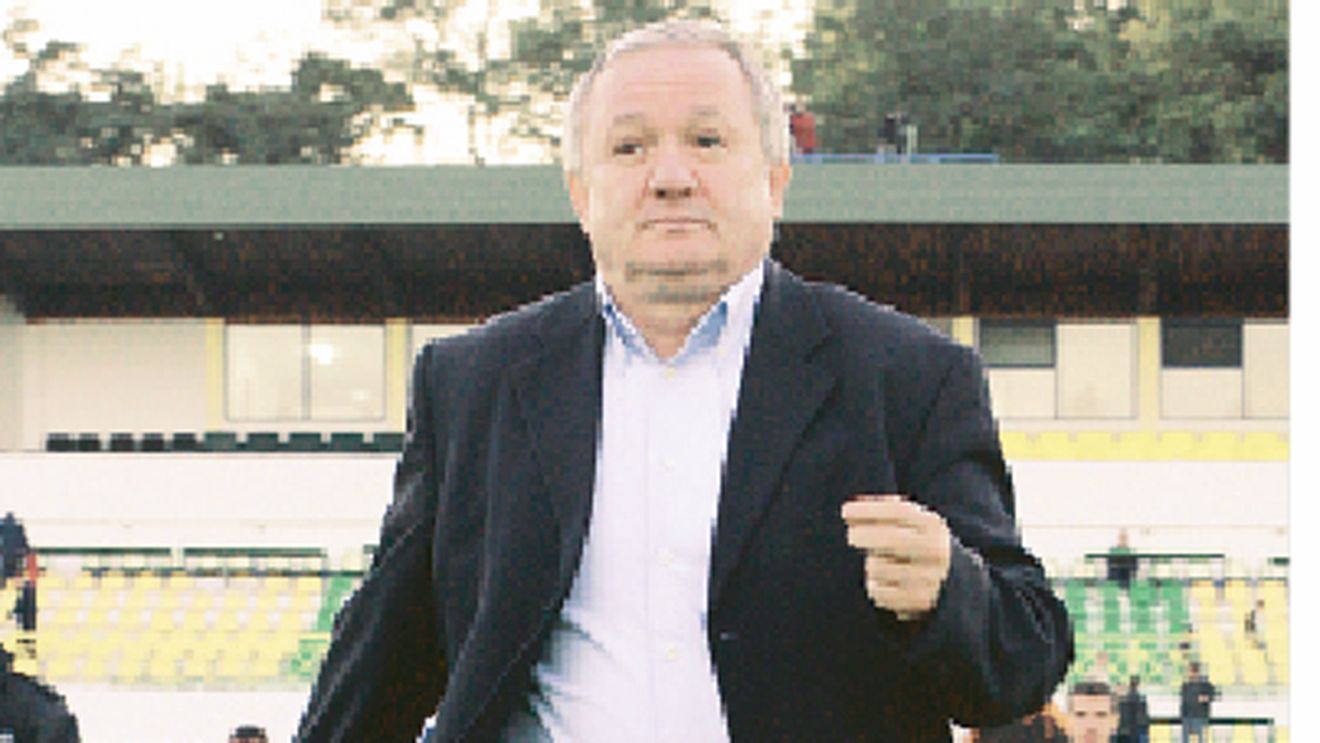 Porumboiu dă 5 milioane de euro pentru transferuri!